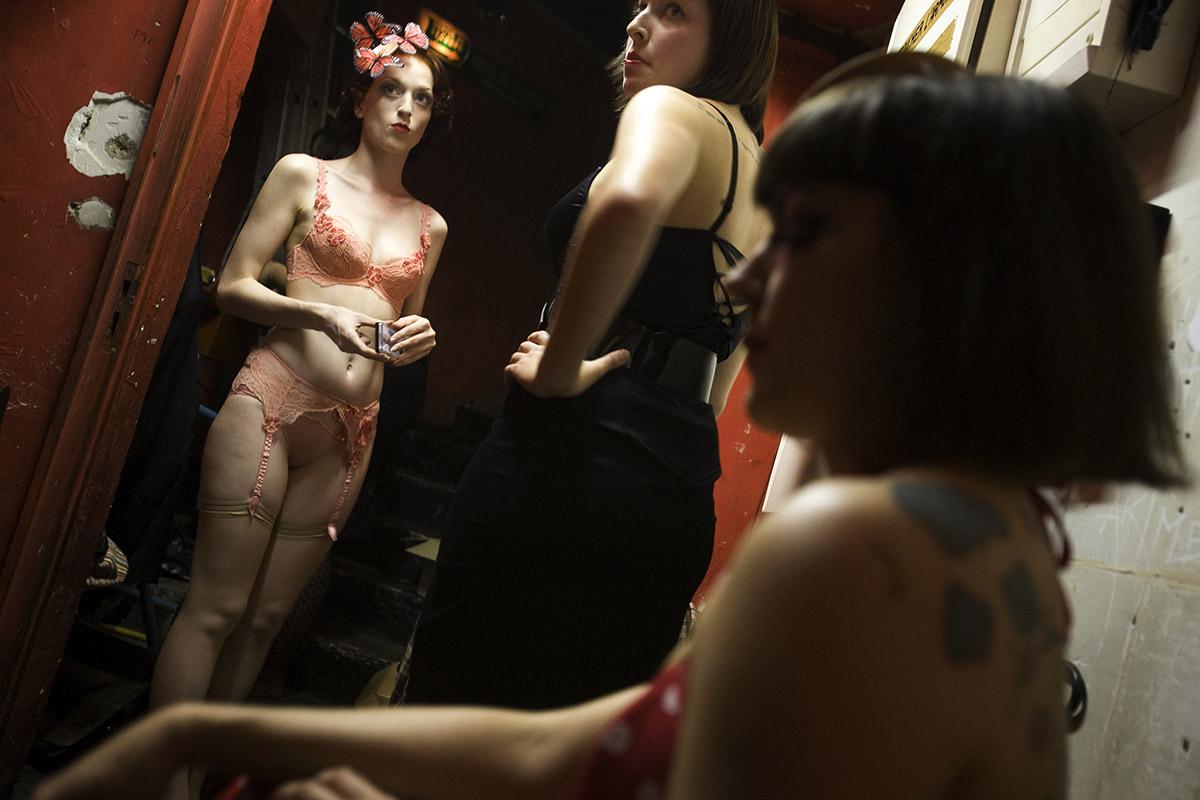 ACERBIS_BURLESQUE_005