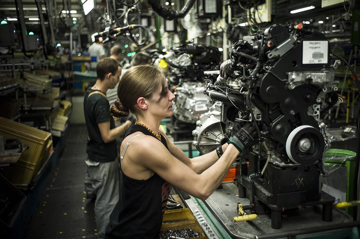 HELLE_EXPOPEUGEOT_012