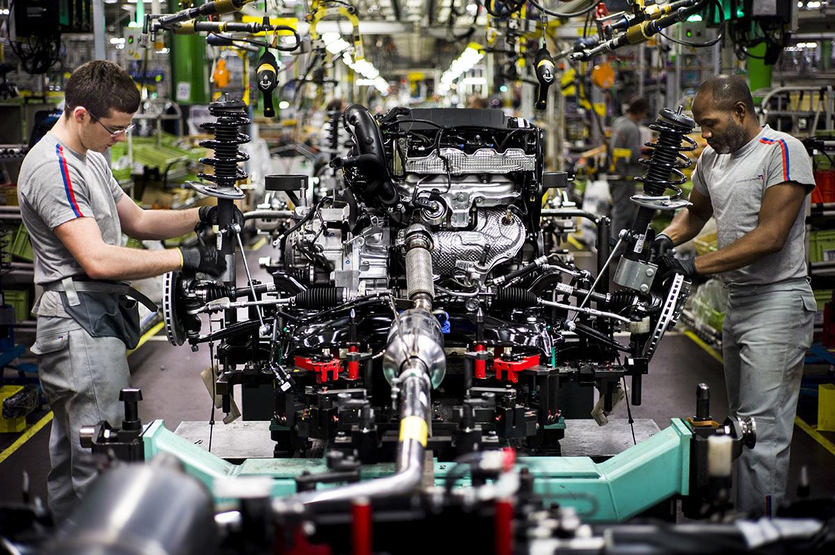 HELLE_EXPOPEUGEOT_014