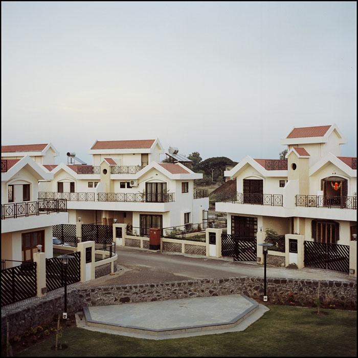 ROUSSELOT_SHINING_029