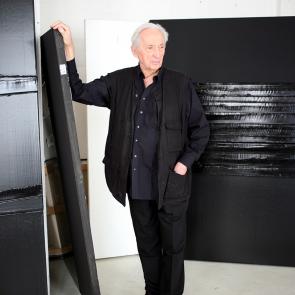 NEGRE_EXPOARTISTES_001