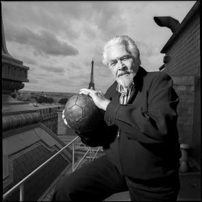 Rebonds pour Vuitton Xavier Lambours