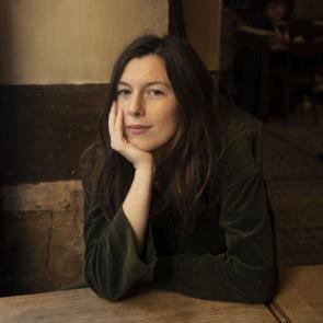 Portrait Louise Chevillote Carole Bellaïche