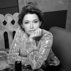 Portrait Emma de Caunes Carole Bellaïche