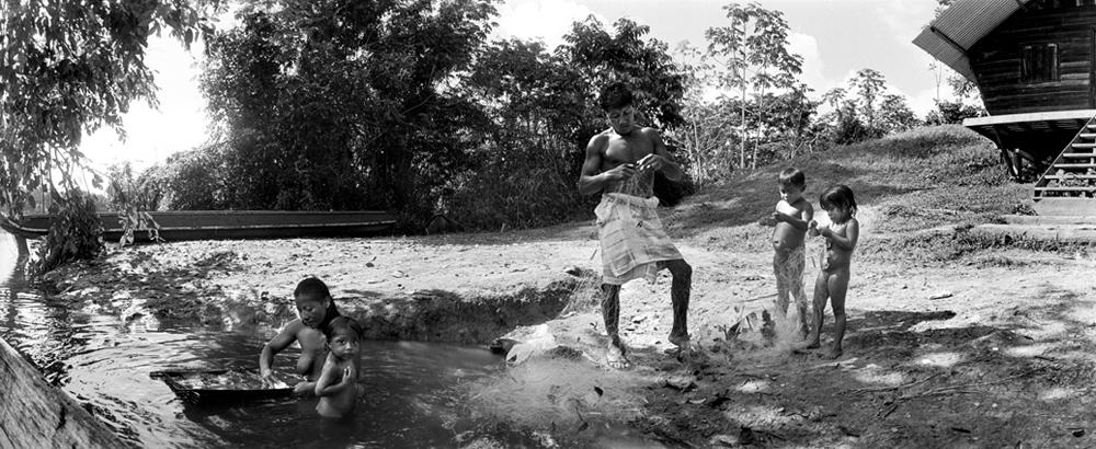 Amazone, un monde en suspens