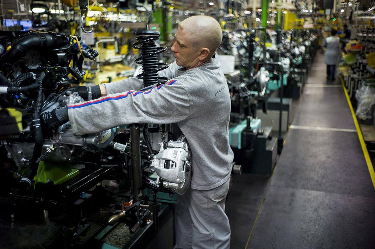 HELLE_EXPOPEUGEOT_039