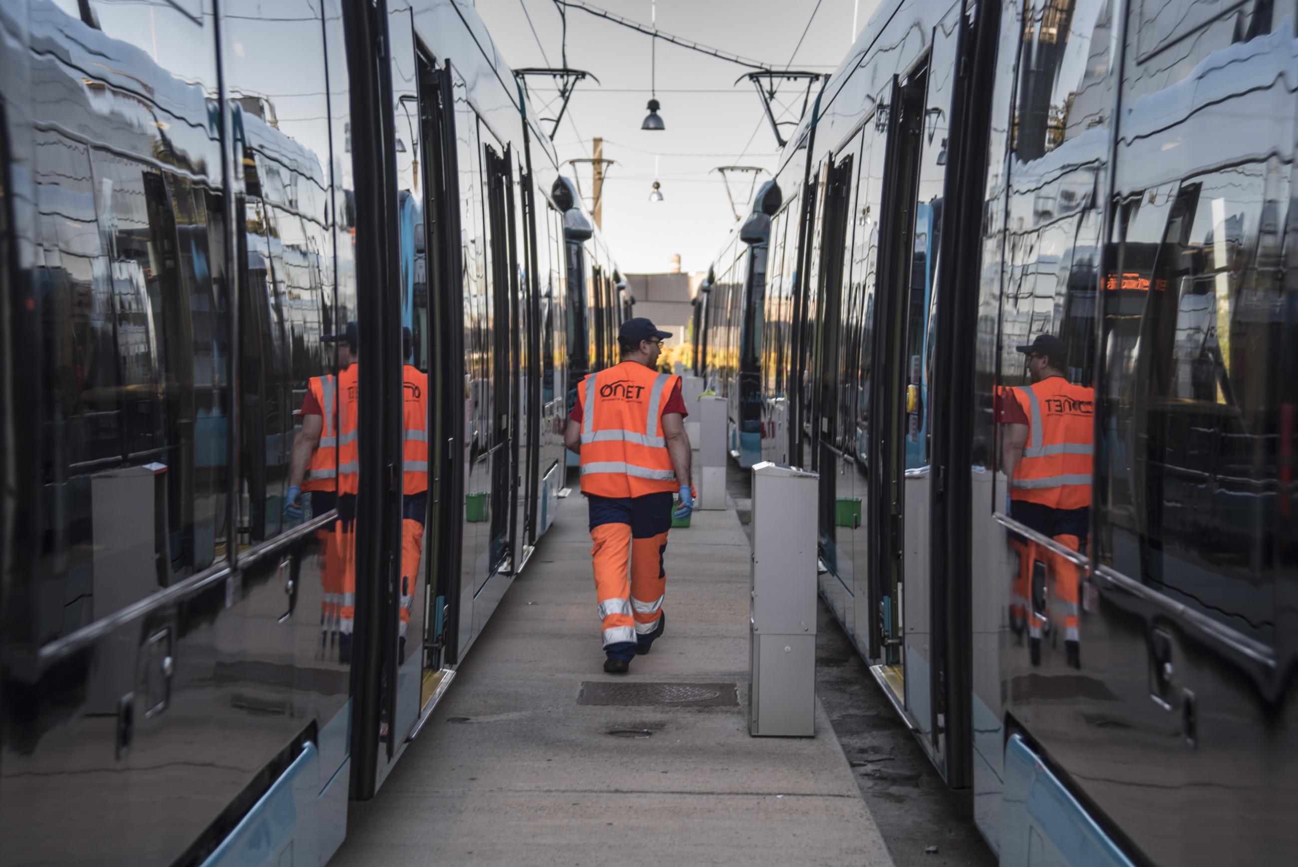 Les essentiels invisibles