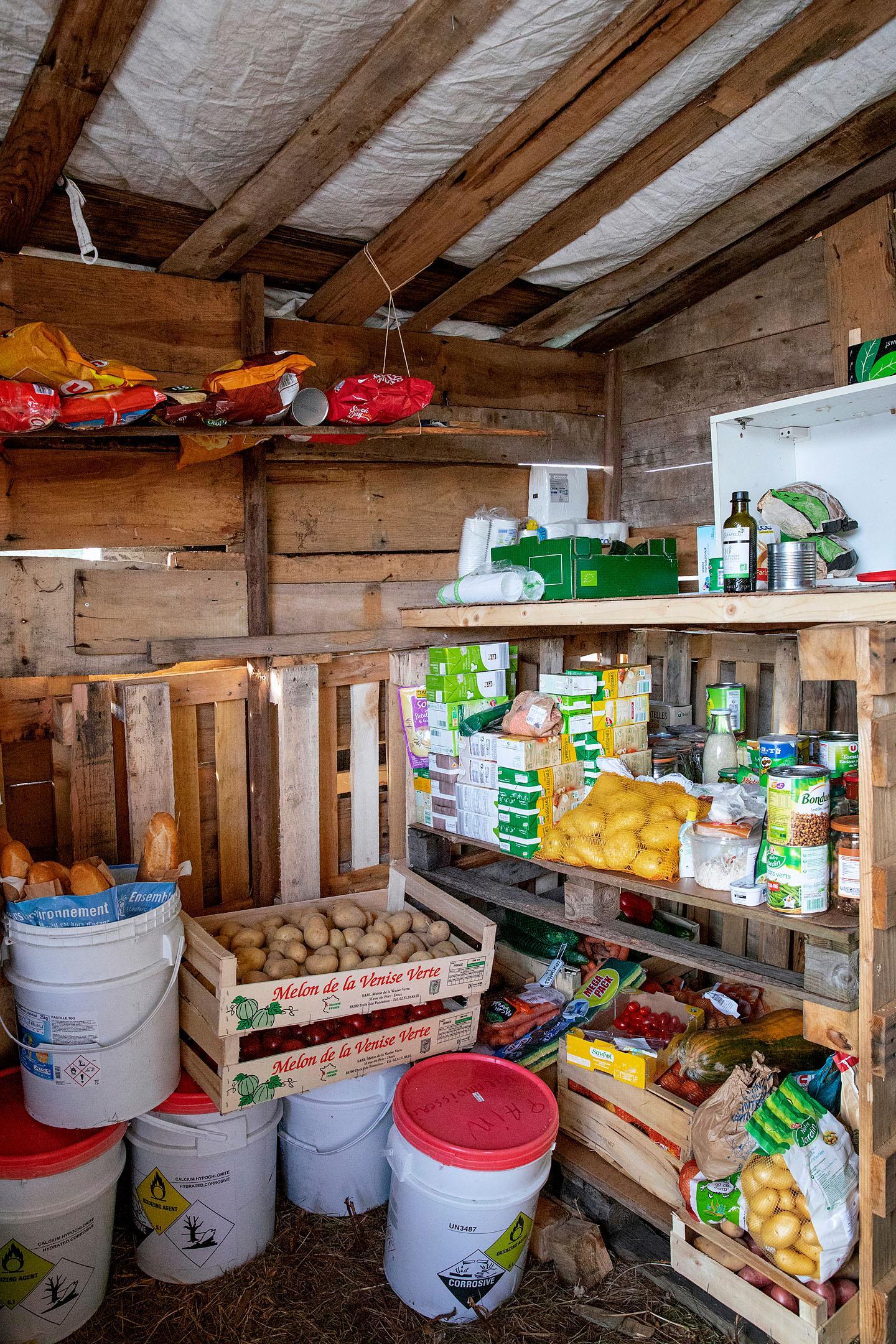 A contre-courant Mélanie Bahuon