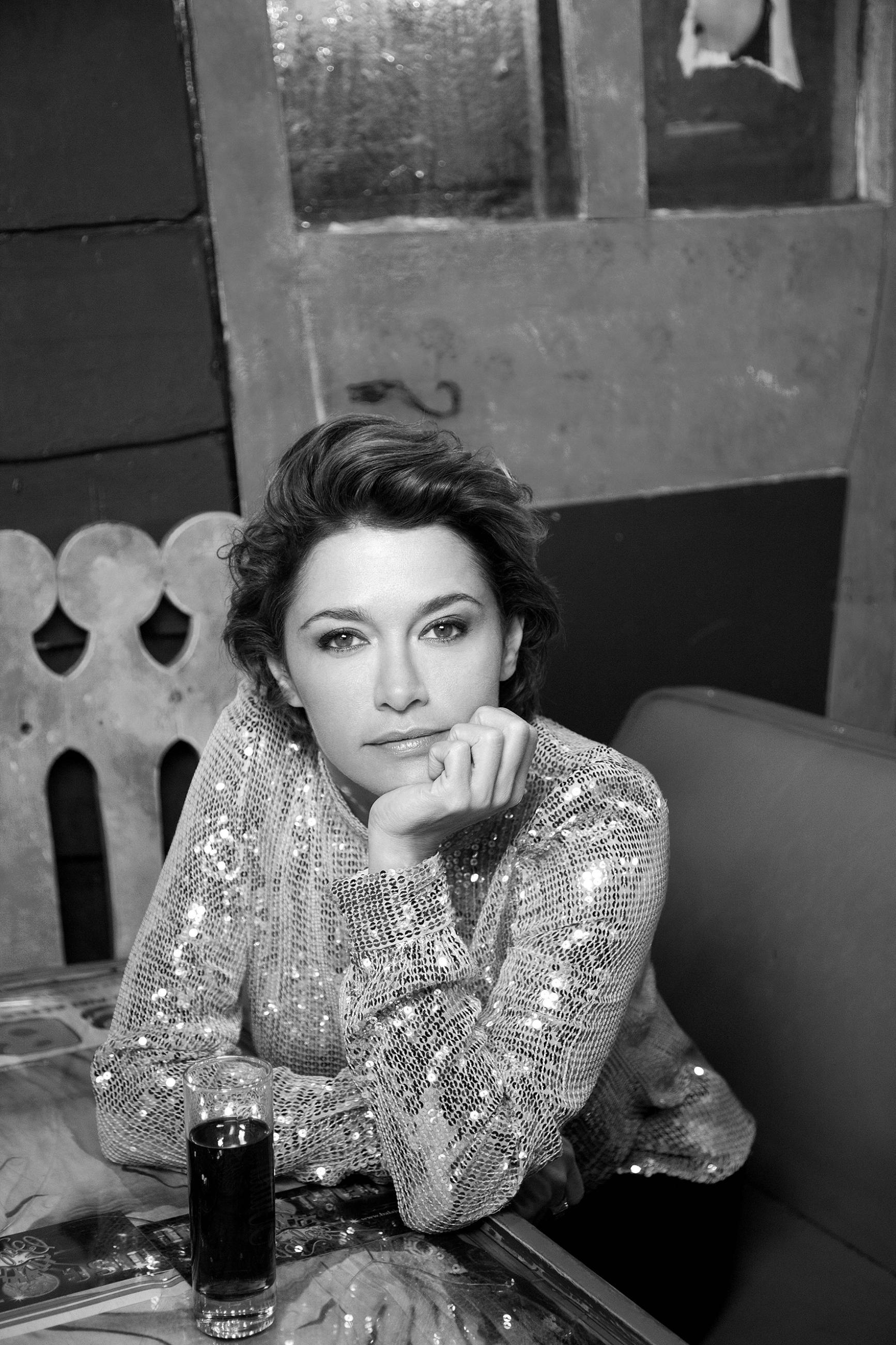 Portrait Emma de Caunes Carole Bellaïche