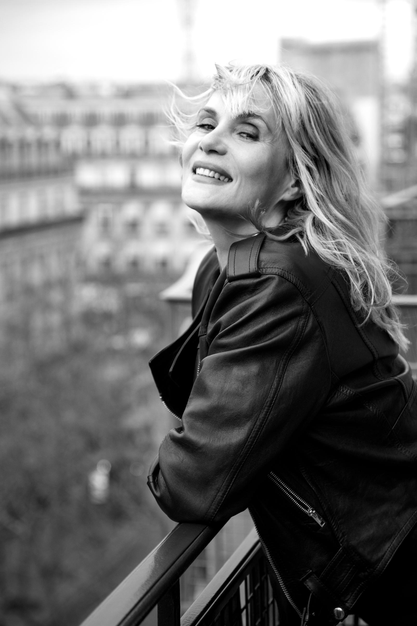 Portrait Emmanuelle Seigner Carle Bellaïche