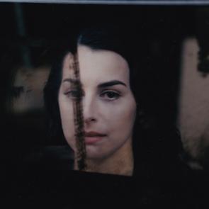 Portrait Amira Casar Carole Bellaïche